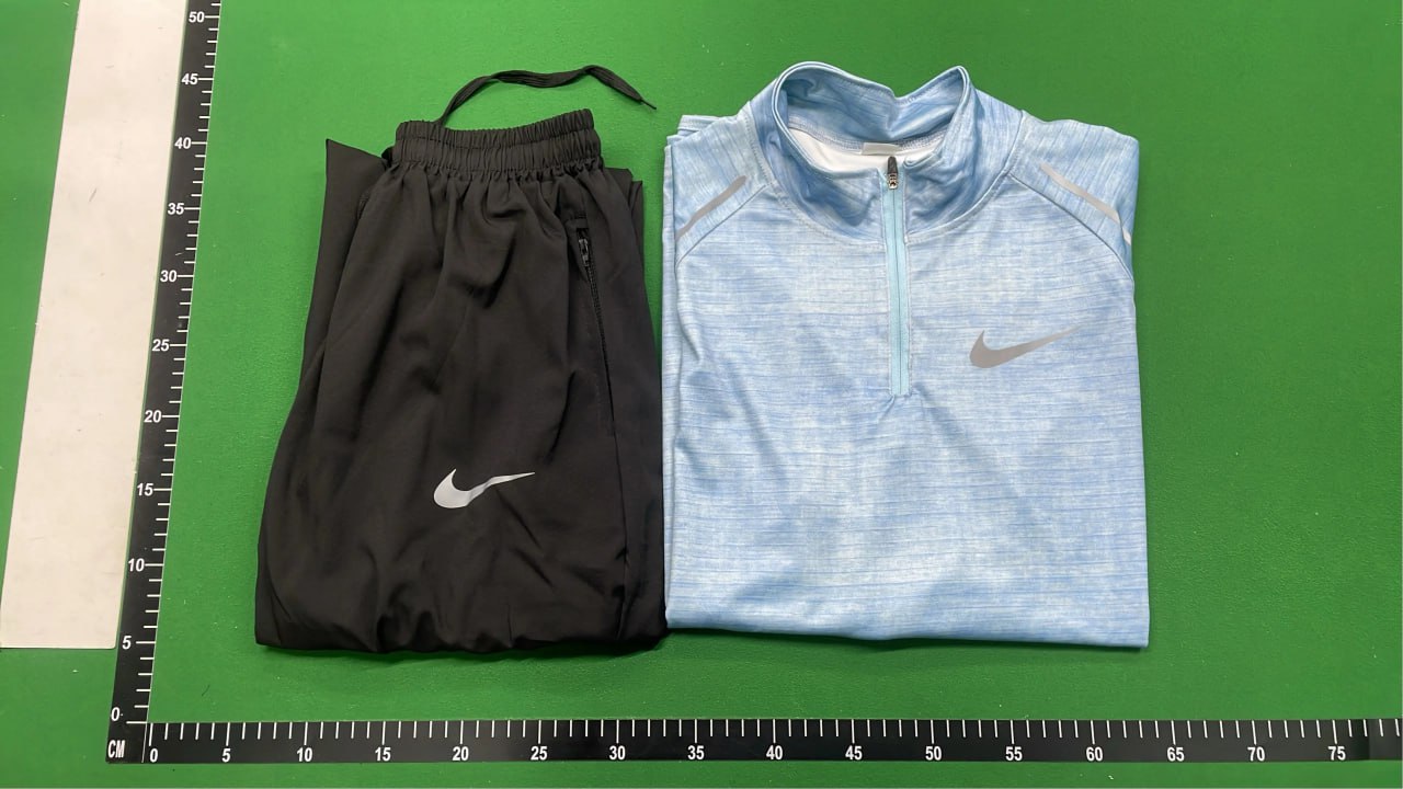  Nike Suit