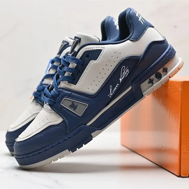 LOUIS VUITTON Trainer -3