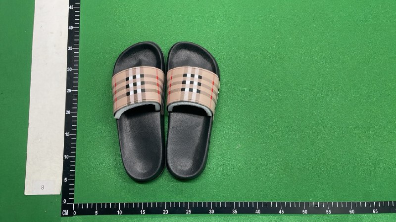 Burberry slippers -3