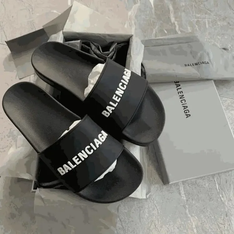  BALENCIAGA Slipper