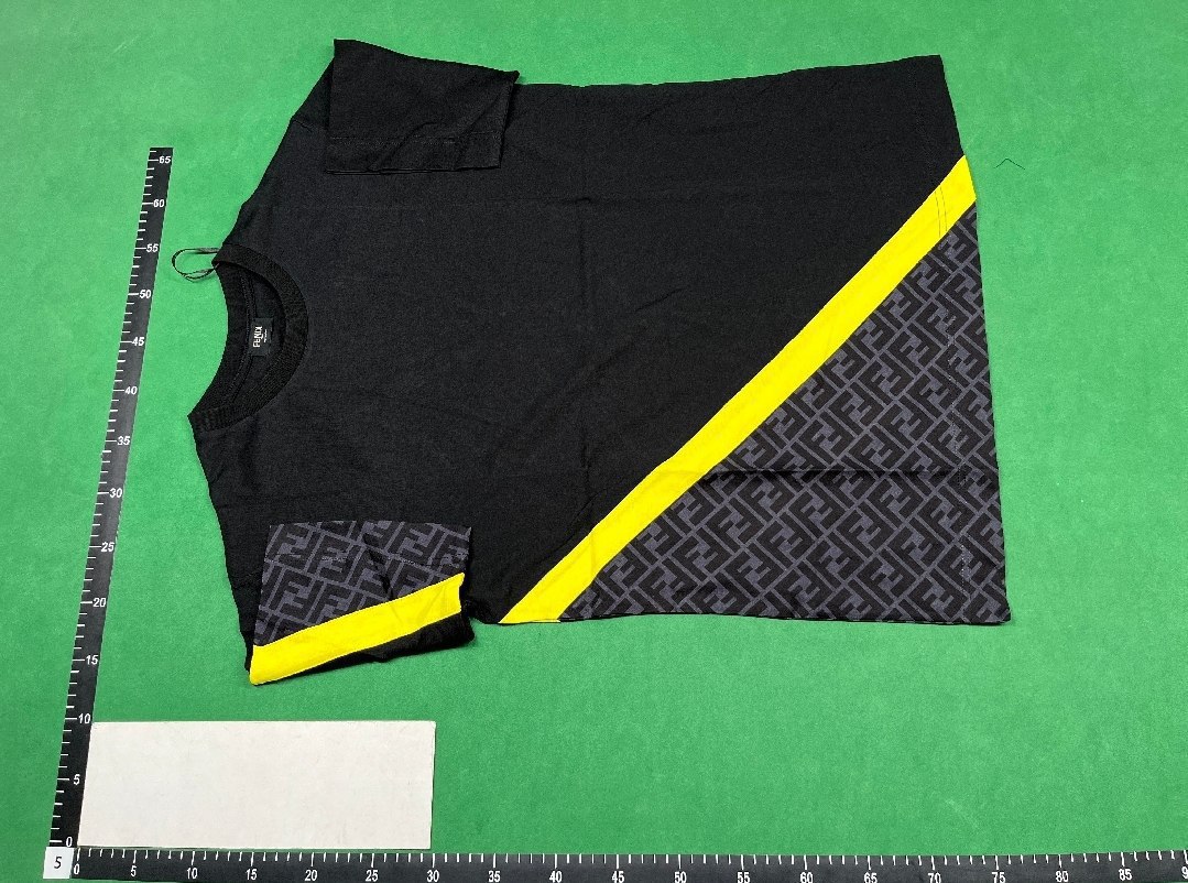  FENDI Tee -4
