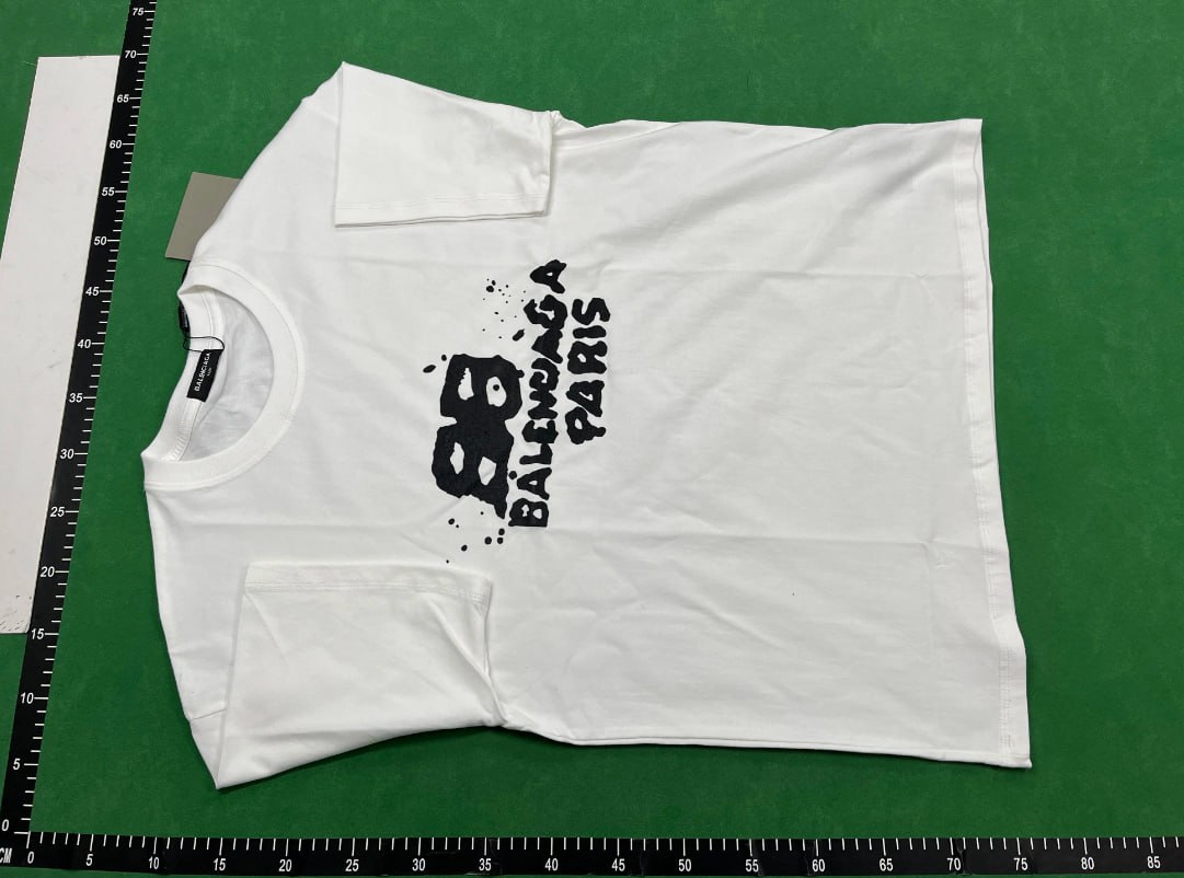  Balenciaga T-shirT -3