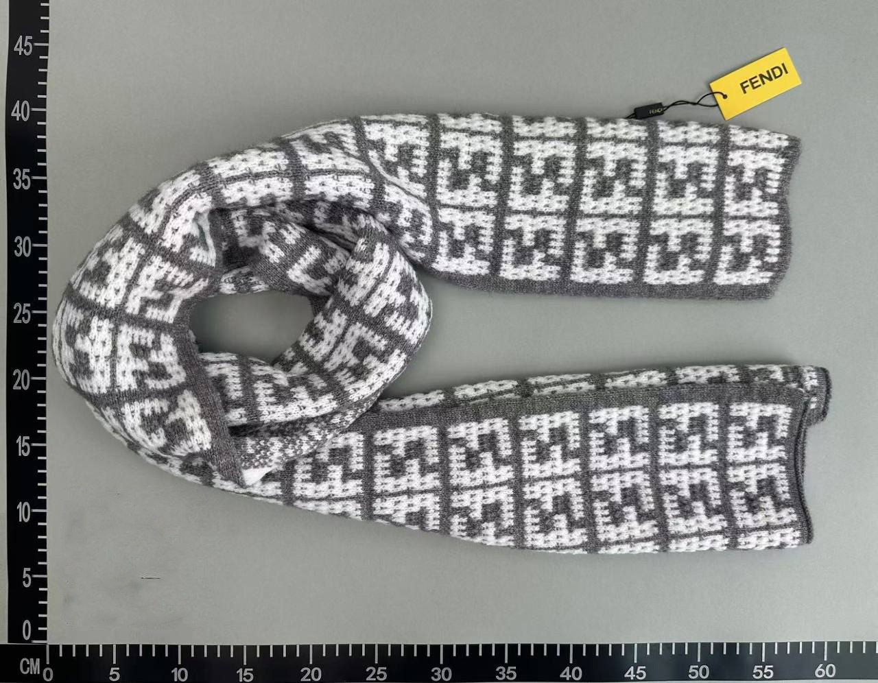 FENDI Scarf -2
