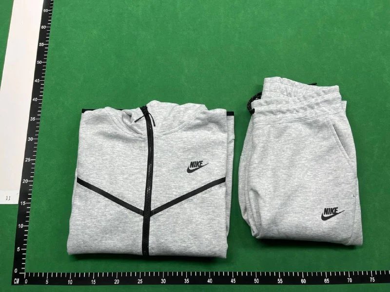 NIKE Tech Suits/Hoodie/Coat/Pants（40+ Styles） -2