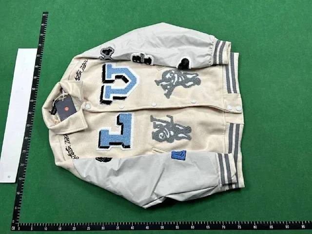  LV Jacket  -3