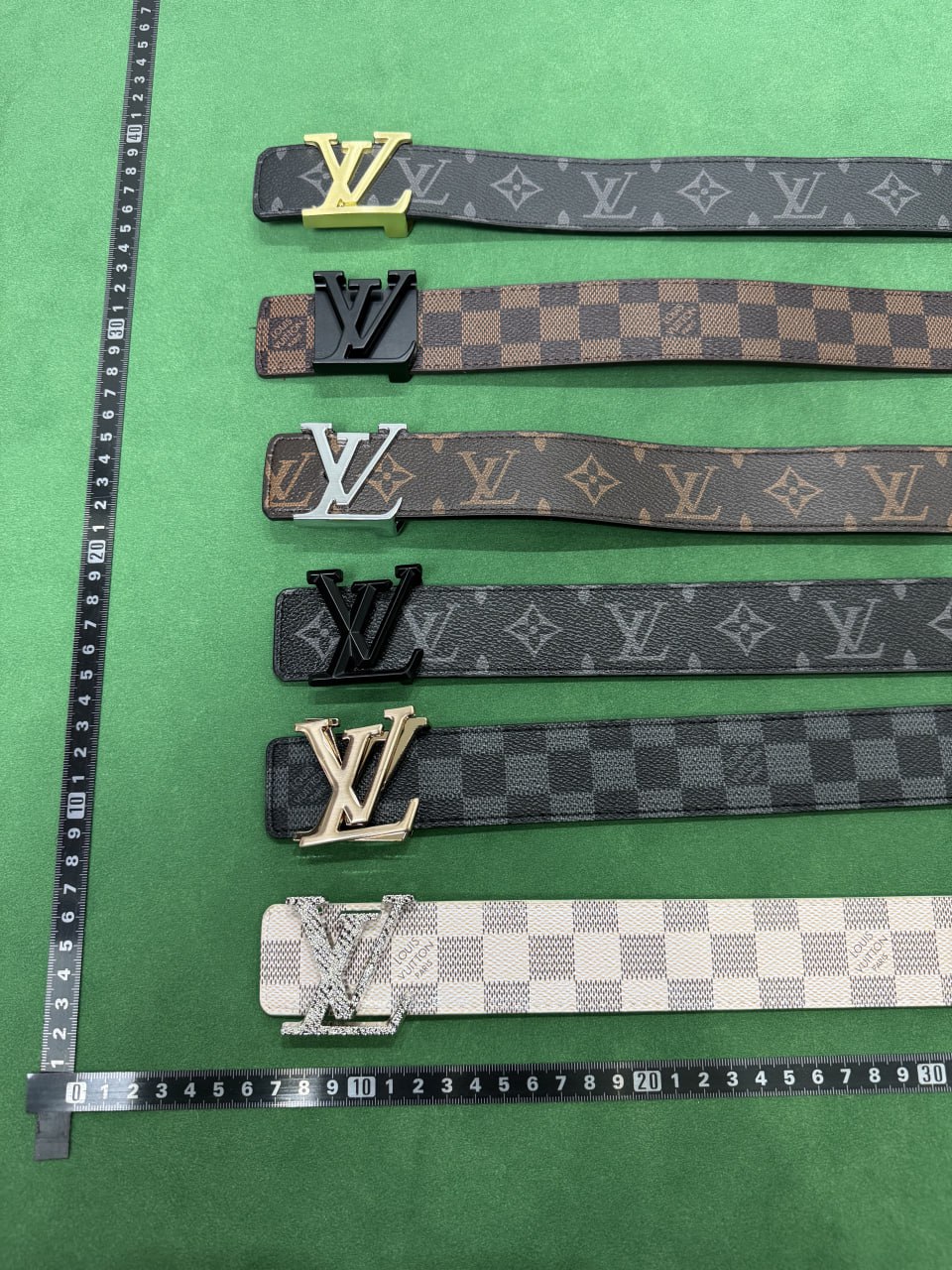 LOUIS VUITTON BELTS  -2