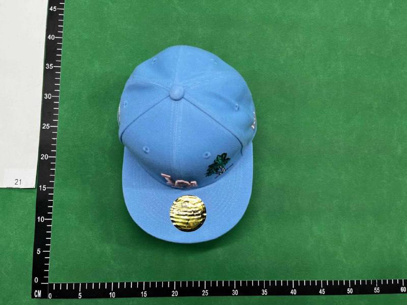  Baseball cap  -2