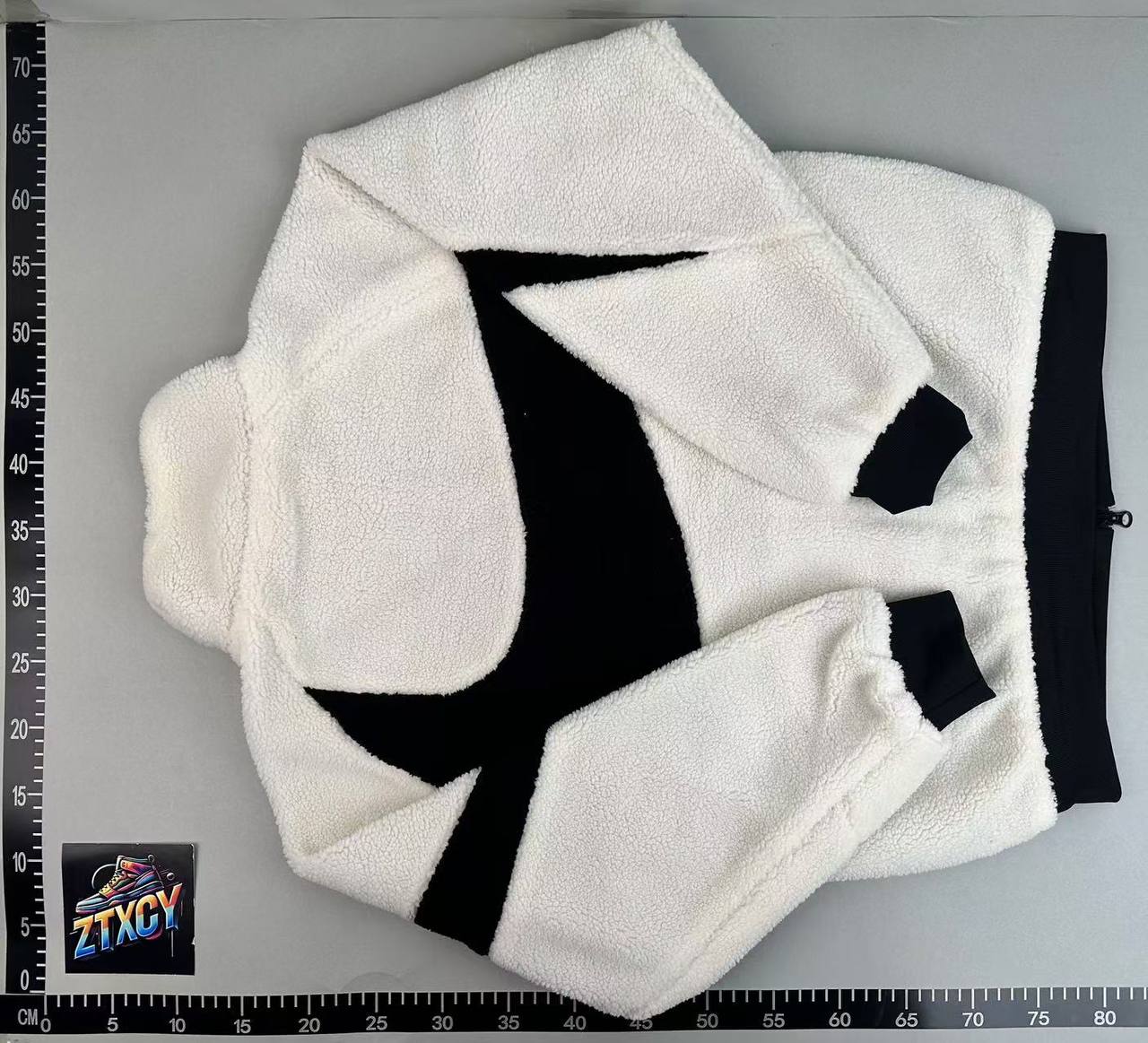 Nike cashmere sweater -2