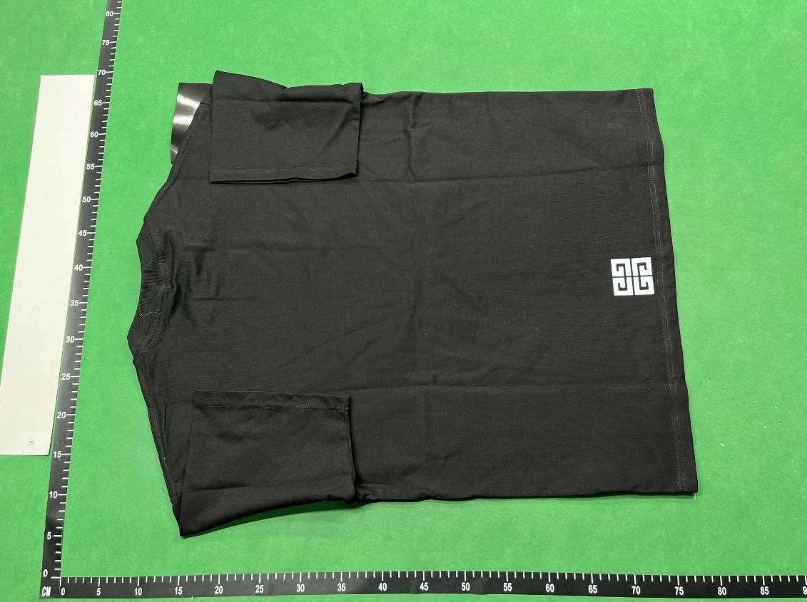 Givenchy T-shirts -4