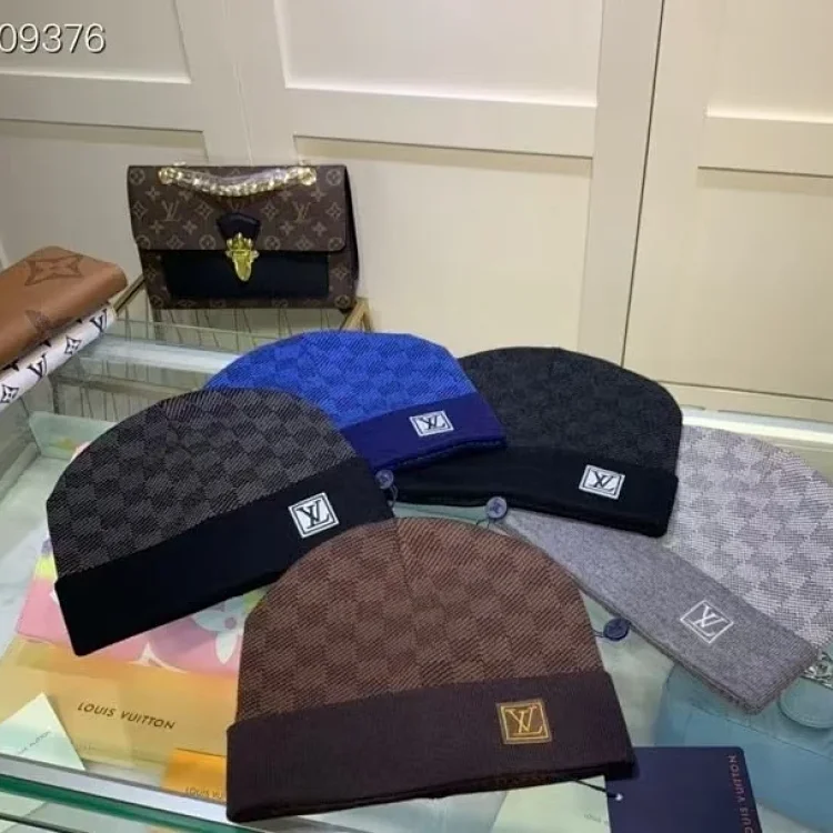 LV Louis Vuitton hat scarf
