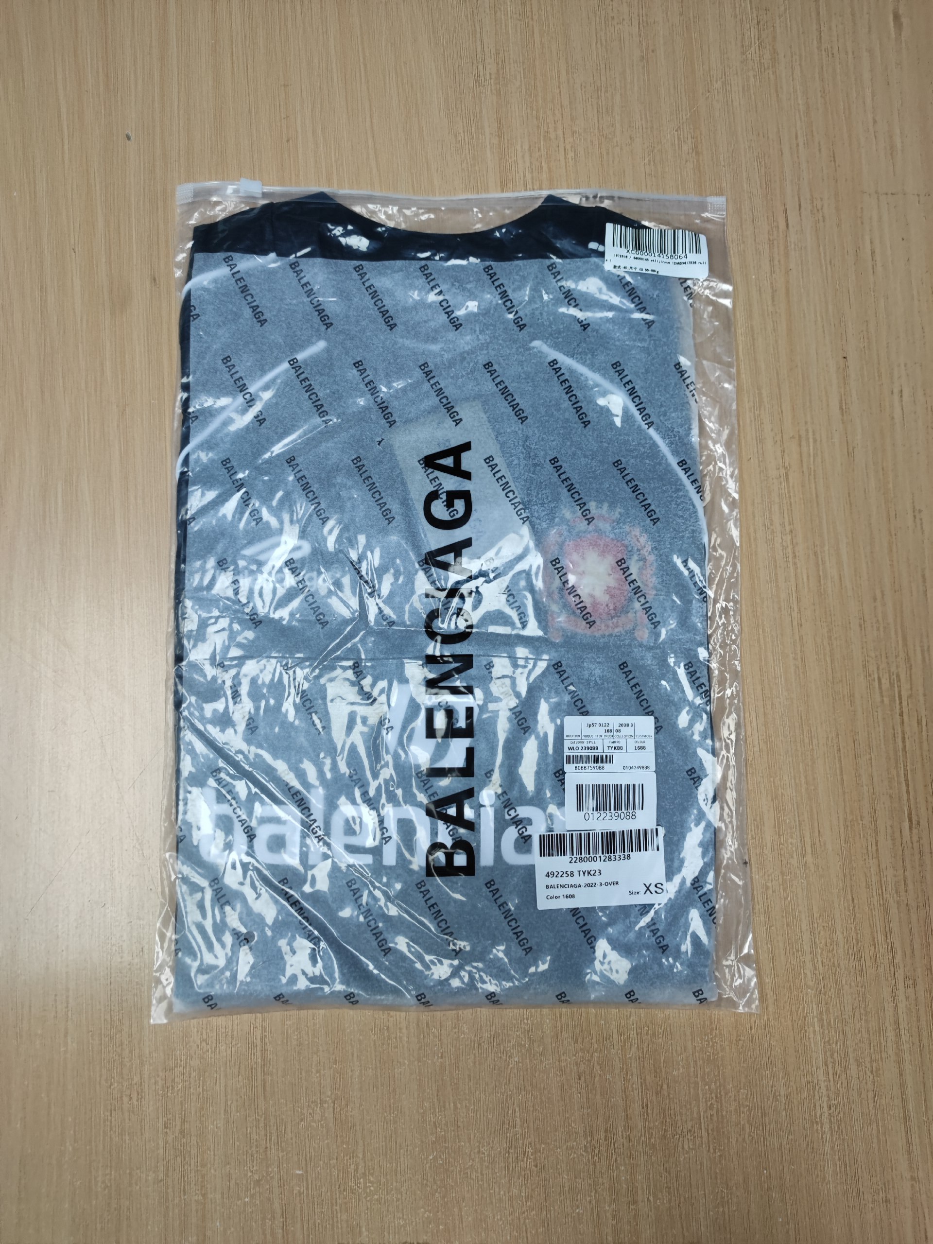  Balenciaga T-SHIRT -4