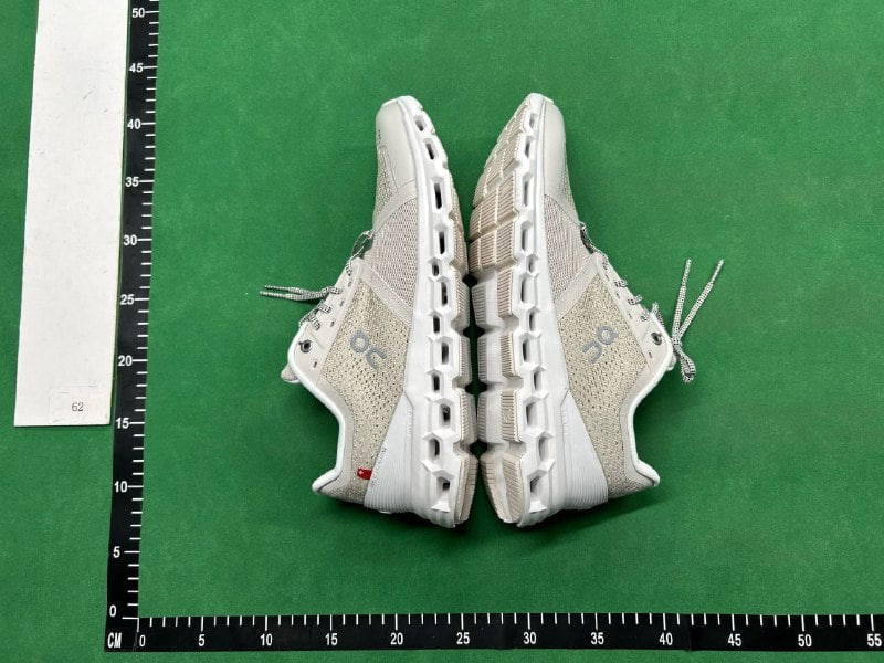 On clouds shoes -3