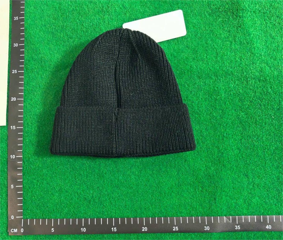 C.P. Company knitted hat -4