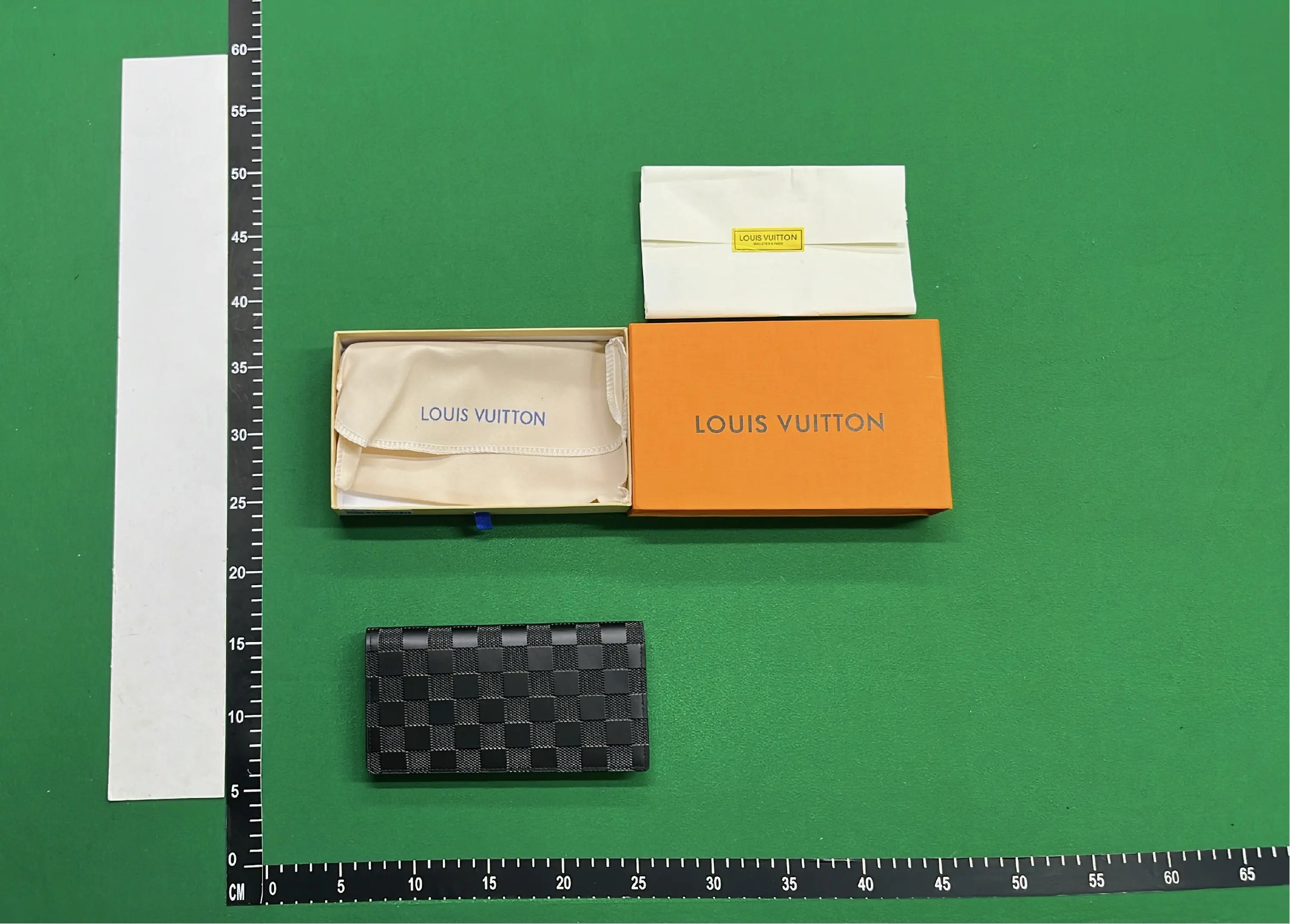 LV fashion wallet -4