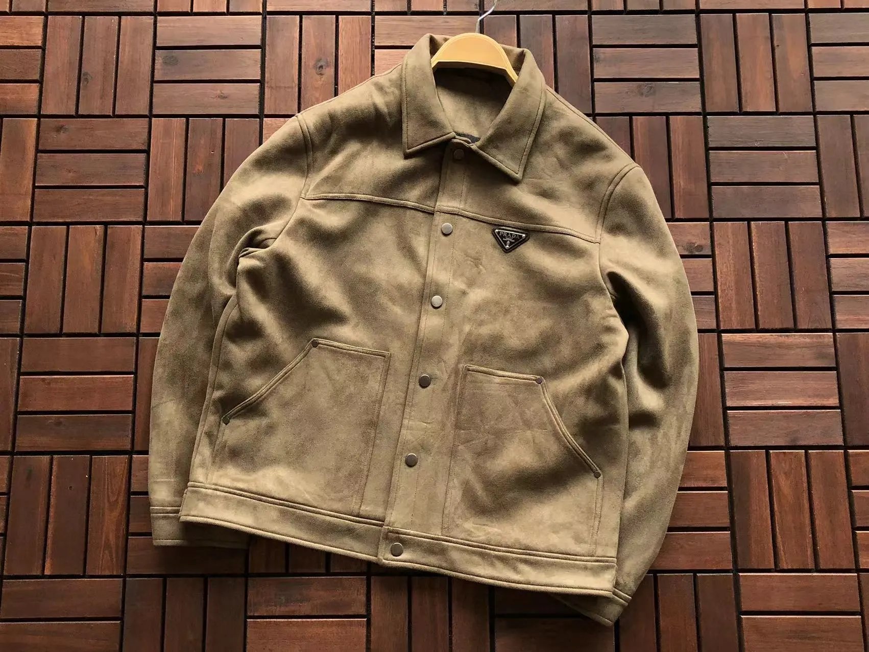 PRADA -4