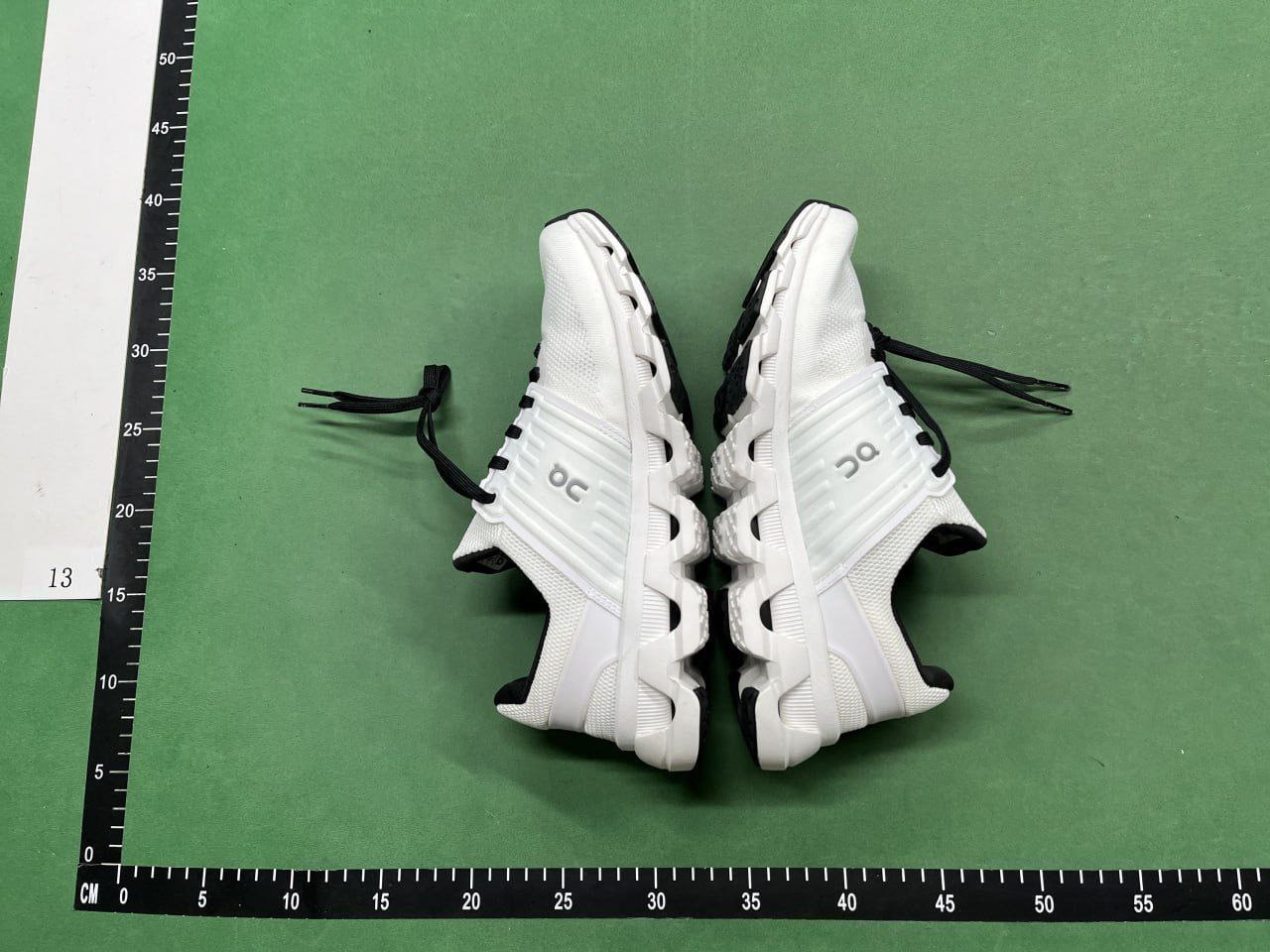  on cloud shoes (30 CP) -2