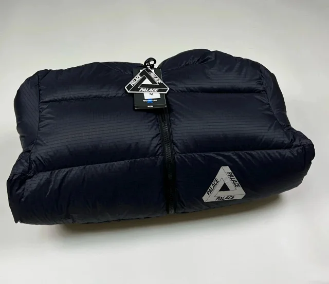 PALACE Down -4
