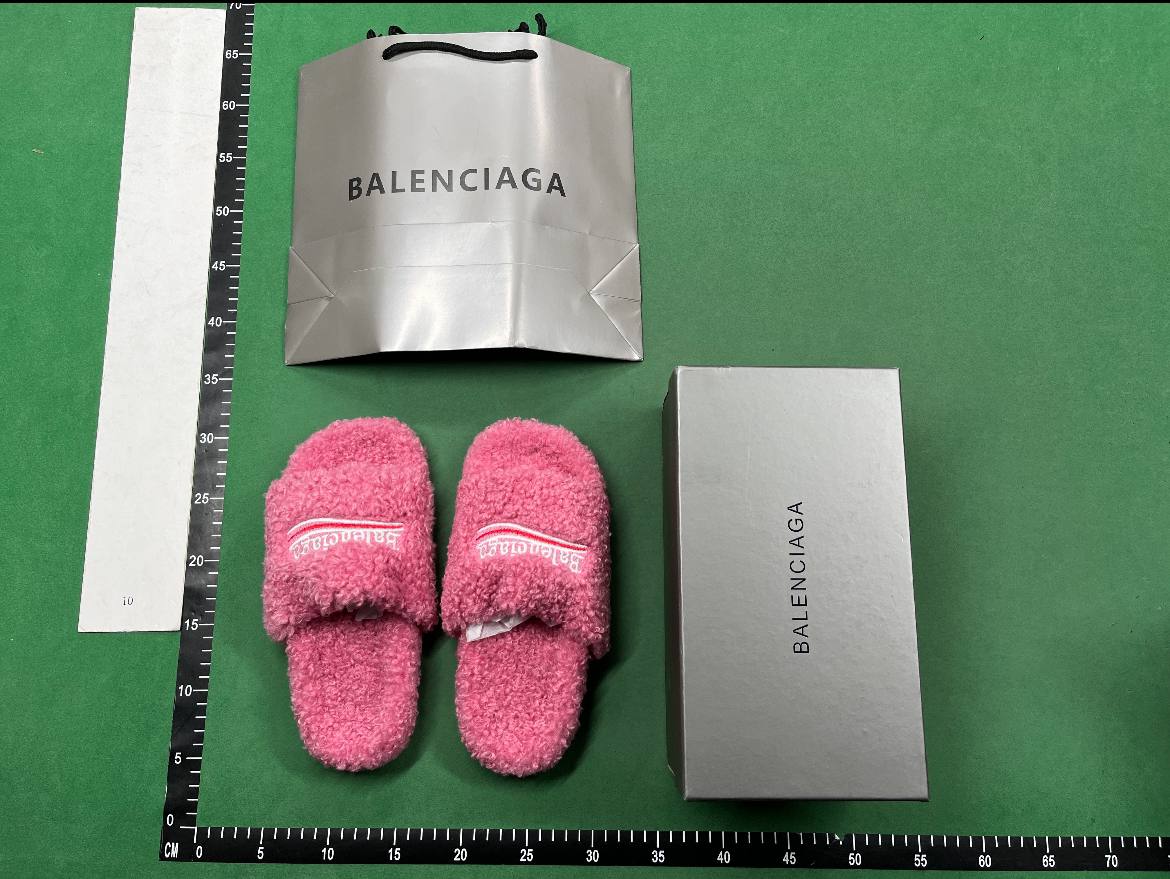 Balenciaga fluffy slippers sandal -4