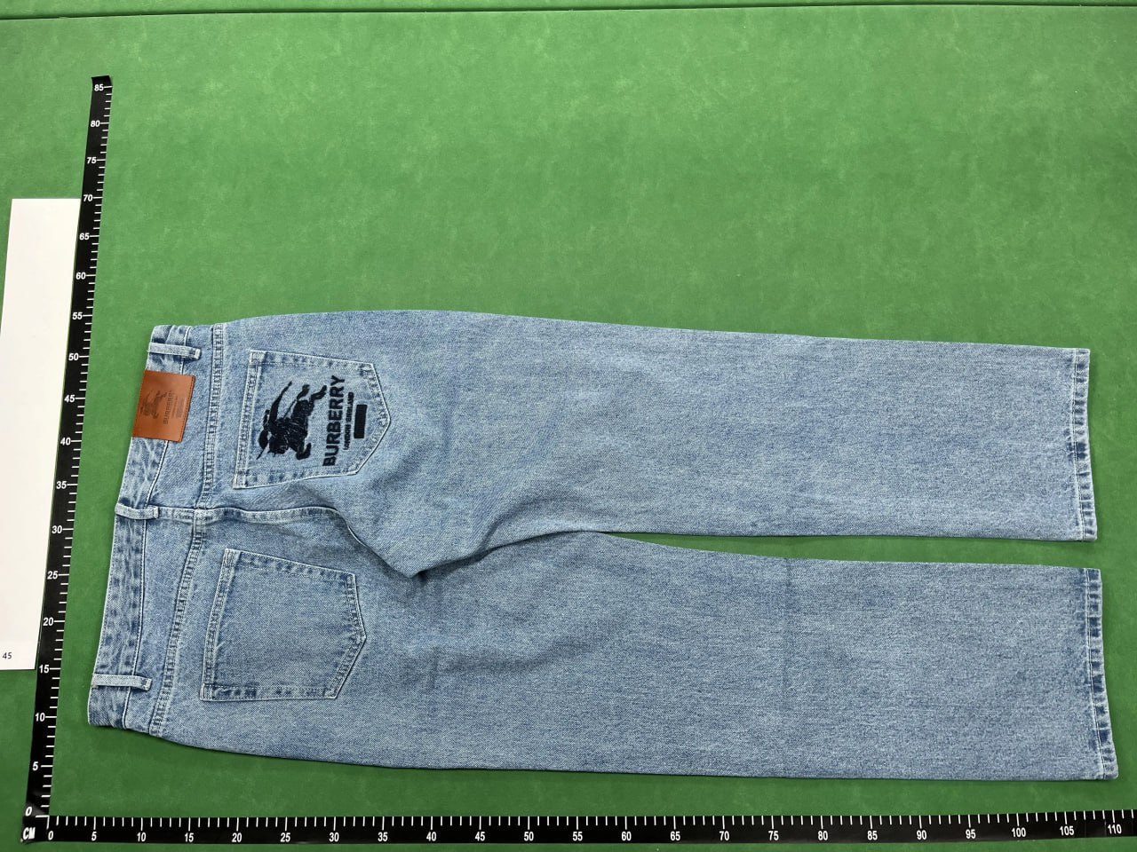 BURBERRY Jeans  -3