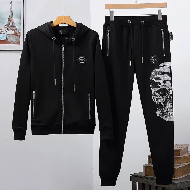 AMI & GUCCI & ESSENTIA