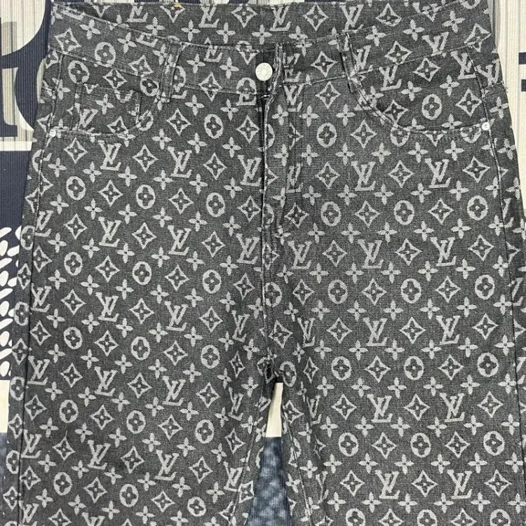  LV Golden Classic Jeans