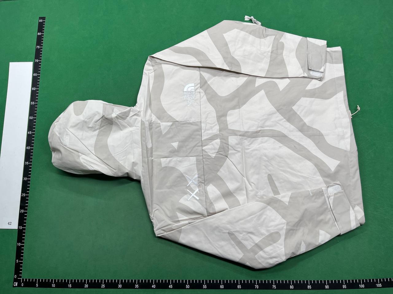 ARC’TERYX. Jacket -4