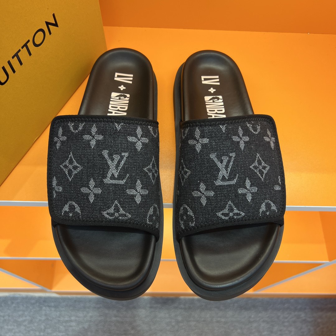 Louis Vuitton Leather Slippers（40 styles） -2
