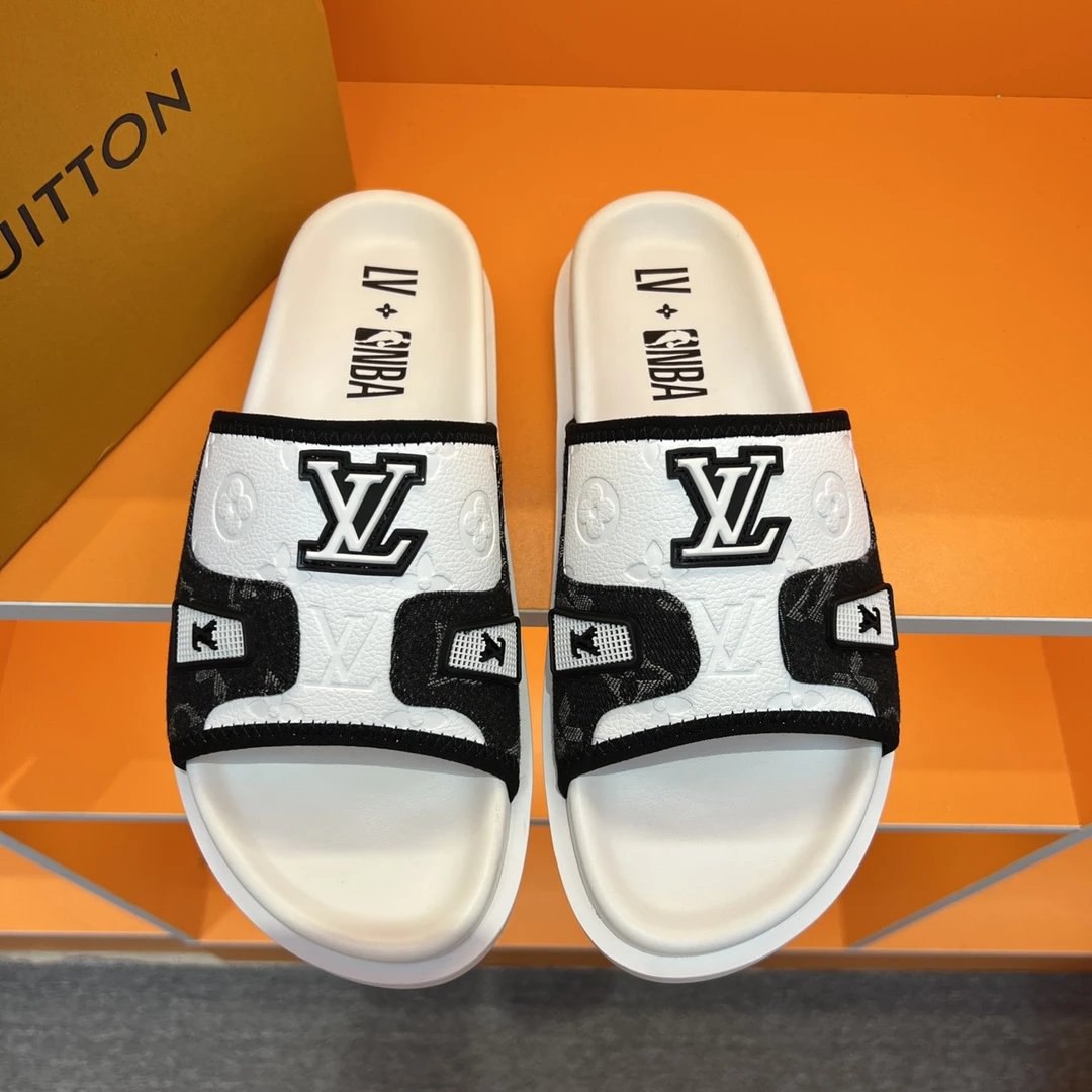 Louis Vuitton Leather Slippers（40 styles） -4
