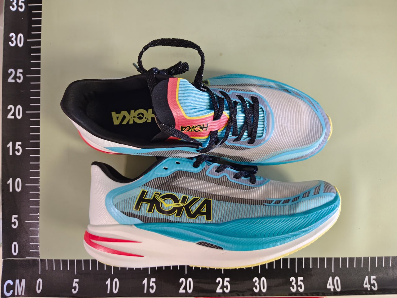 HOKA M CLIFTON 9 -4