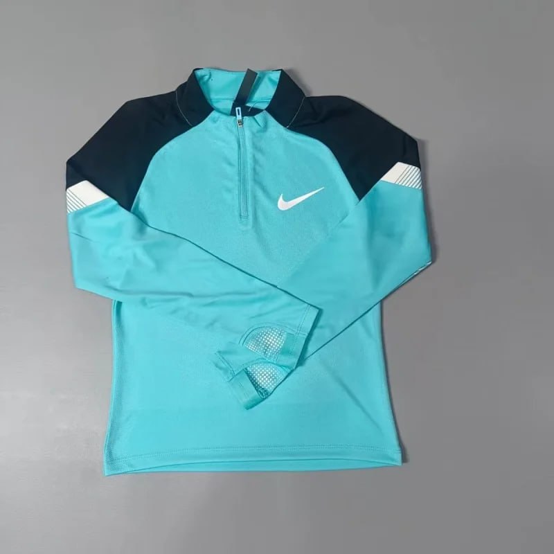 Nike Long Sleeves  Sweatshirt -3