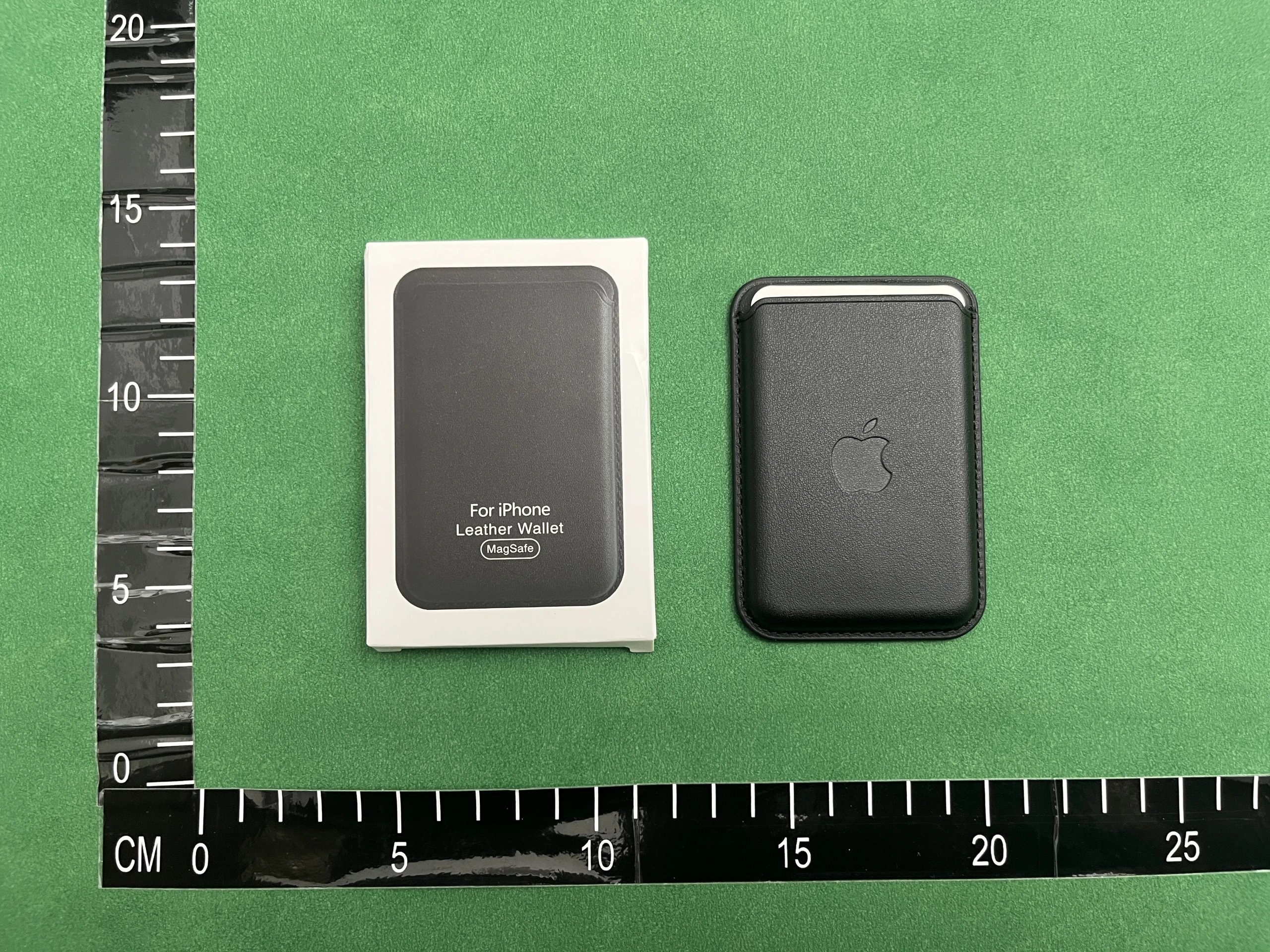 iPhone MagSafe Wallet Case -2