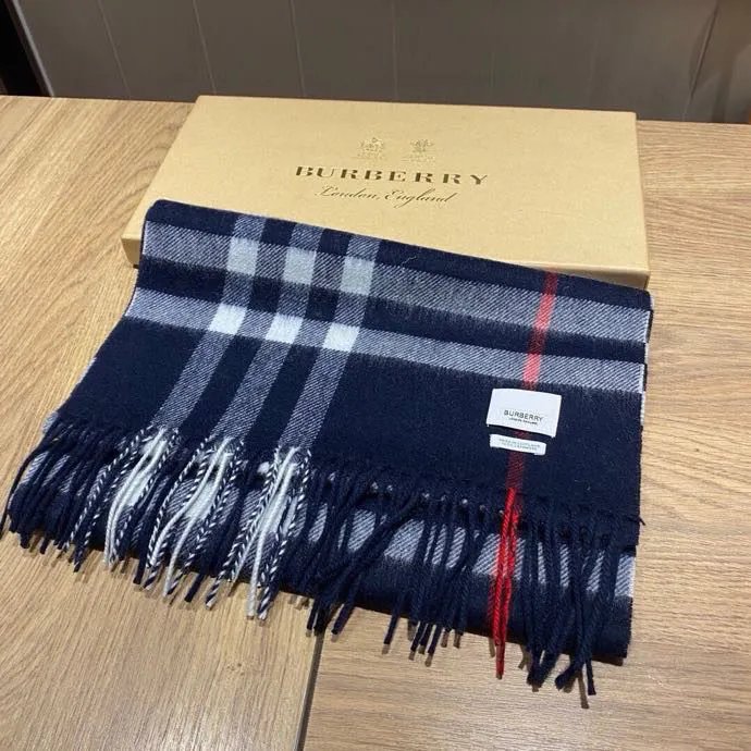 Burberry Scarf  -4