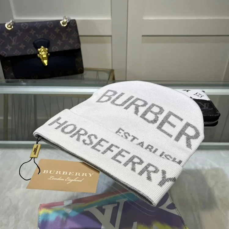 Burberry knitted hat caps