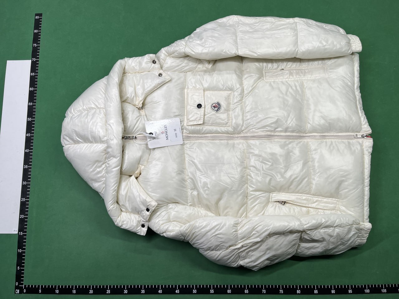 Moncler Down jacket  -3