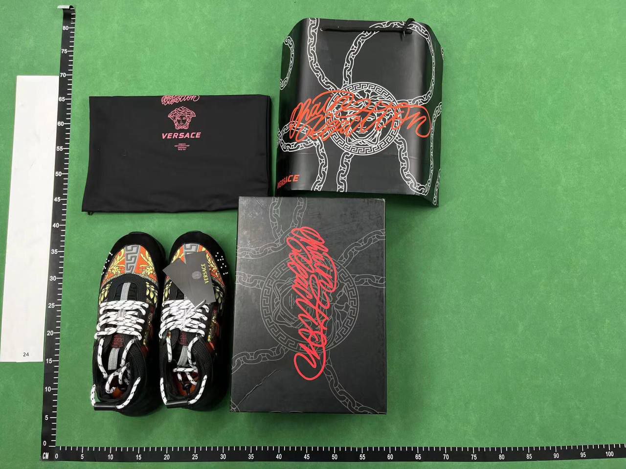 Versace shoes   -3