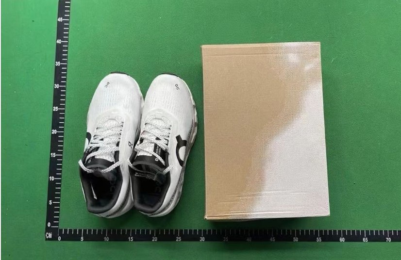 On Cloud Running Sneakers -2