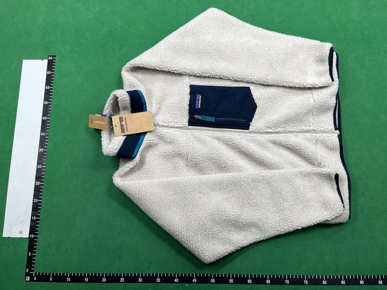 Patagonia lambswool coat -2