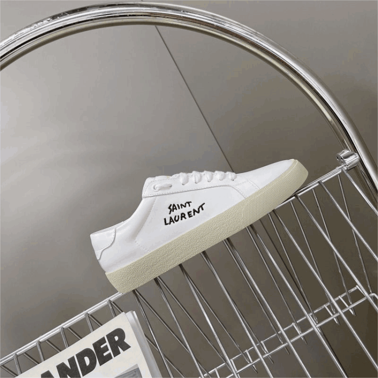  SL low casual shoes