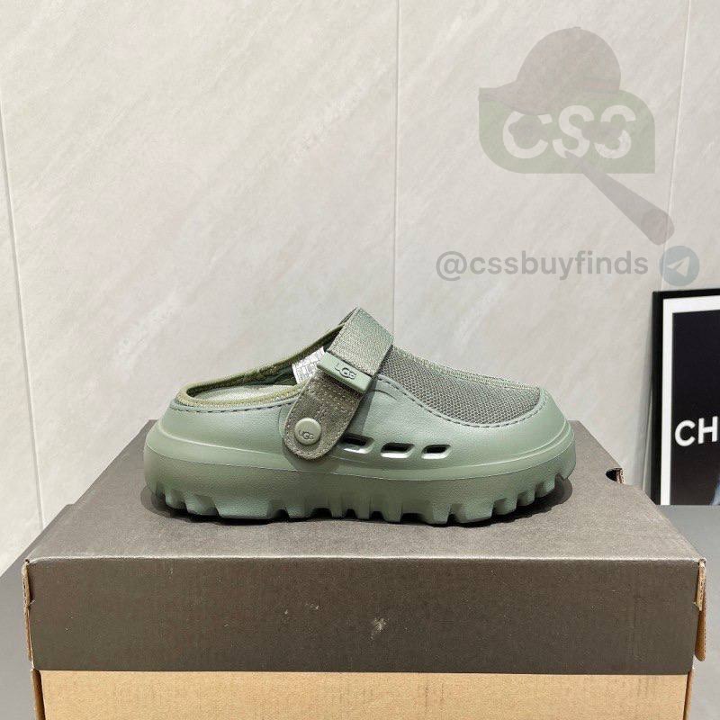 UGG sandals -2