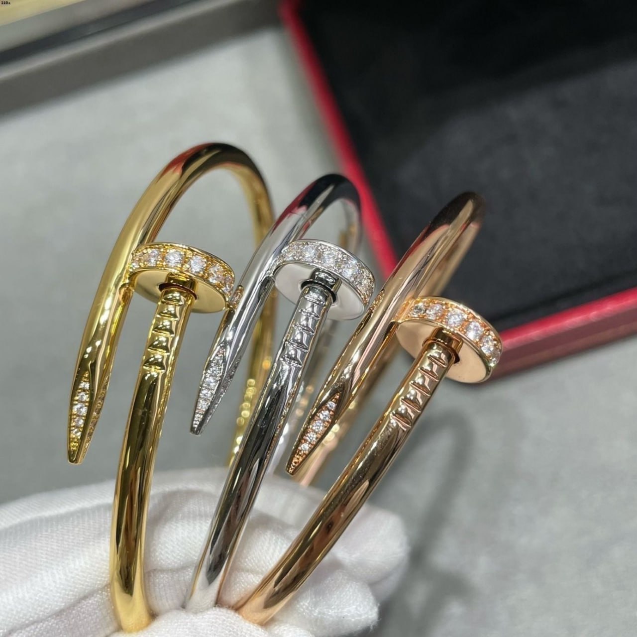 Cartier bracelet -4