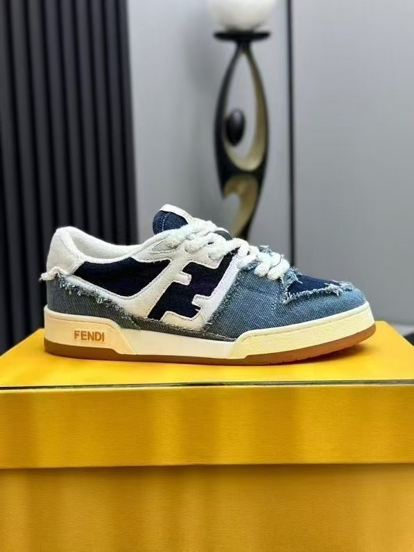 FENDI shoes -3