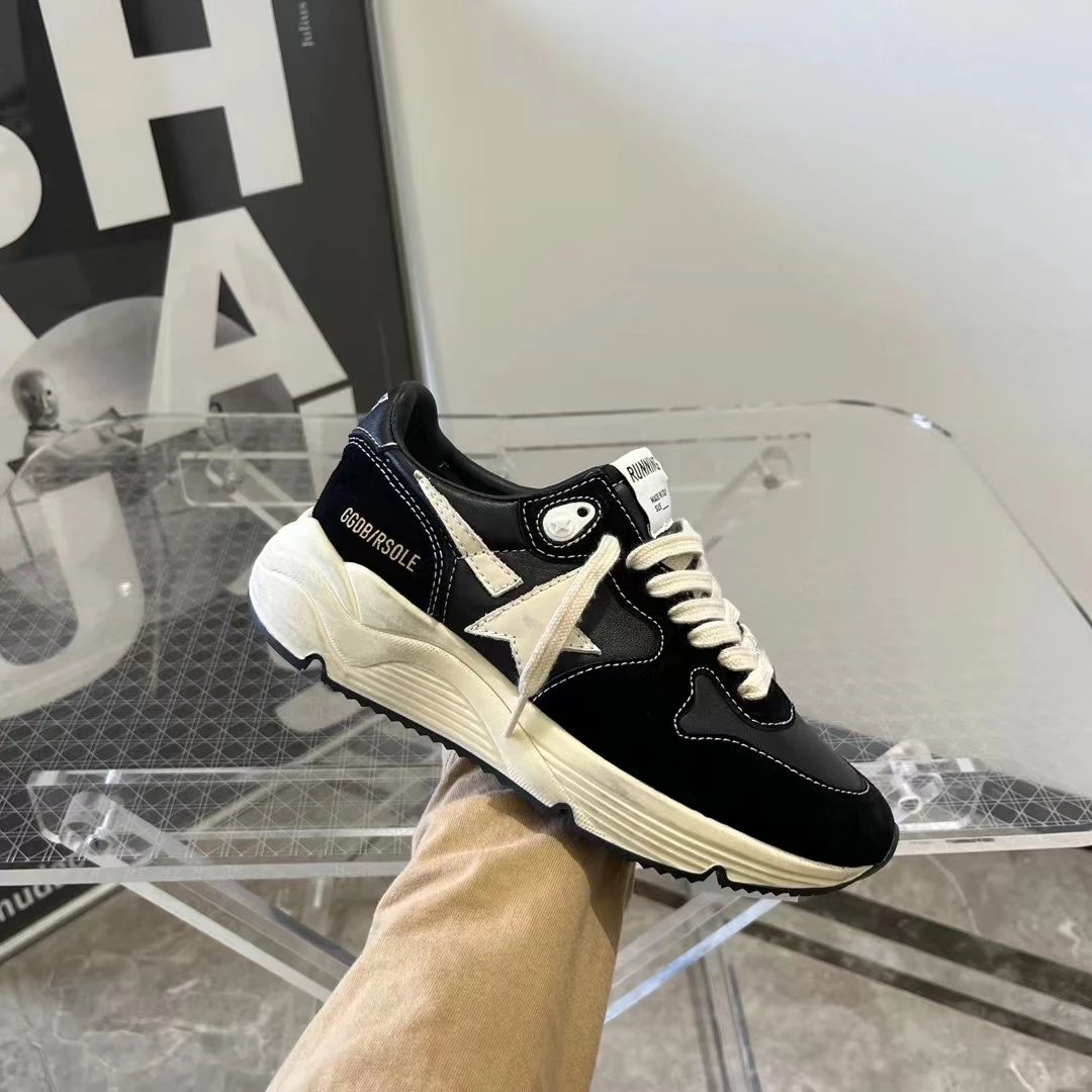 Golden goose running -2