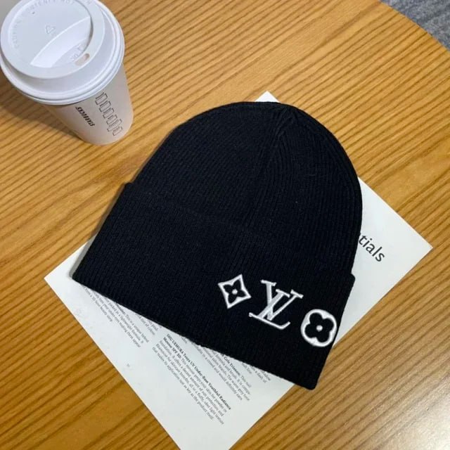 LV wool hat -4