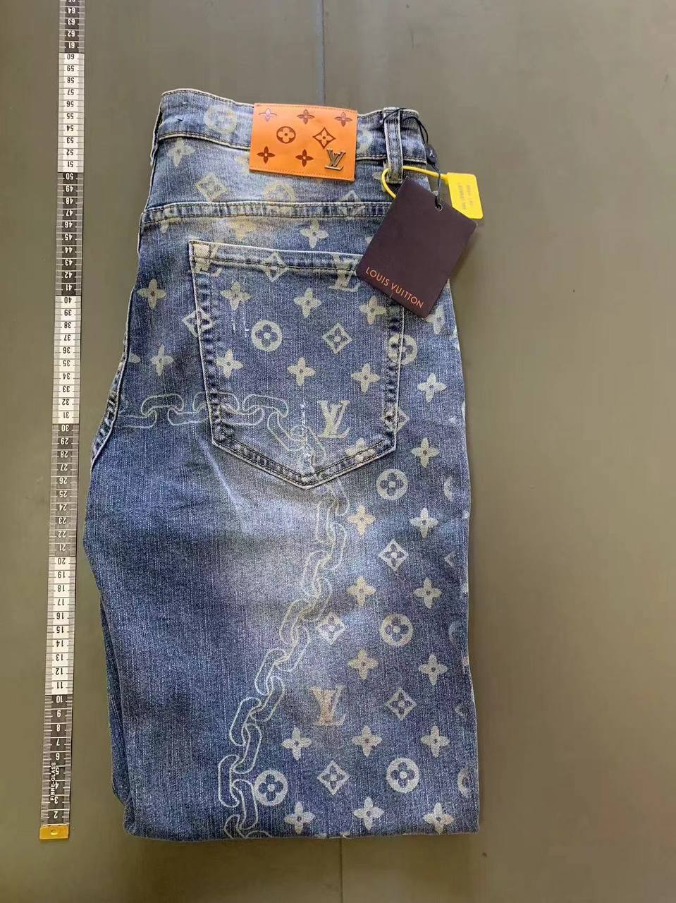 LV Jeans -3