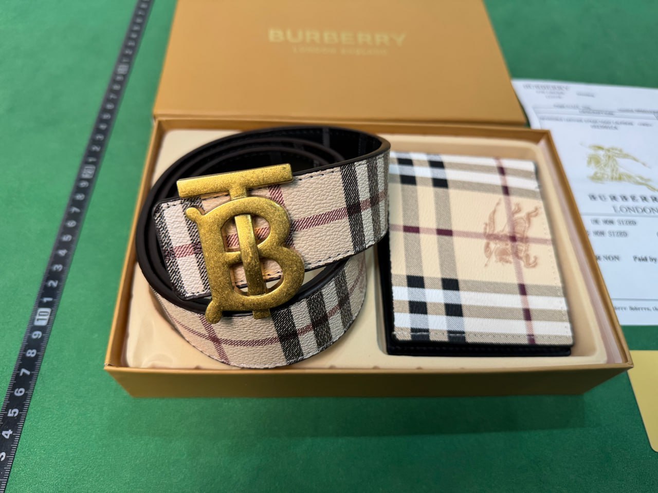 LV  belt wallet gift box  -3