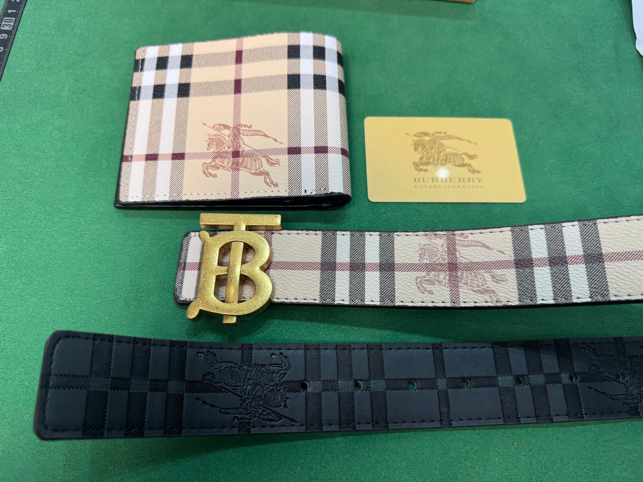 LV  belt wallet gift box  -4