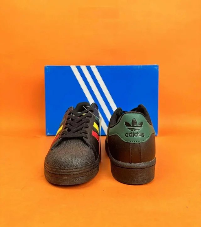 Adidas  -3
