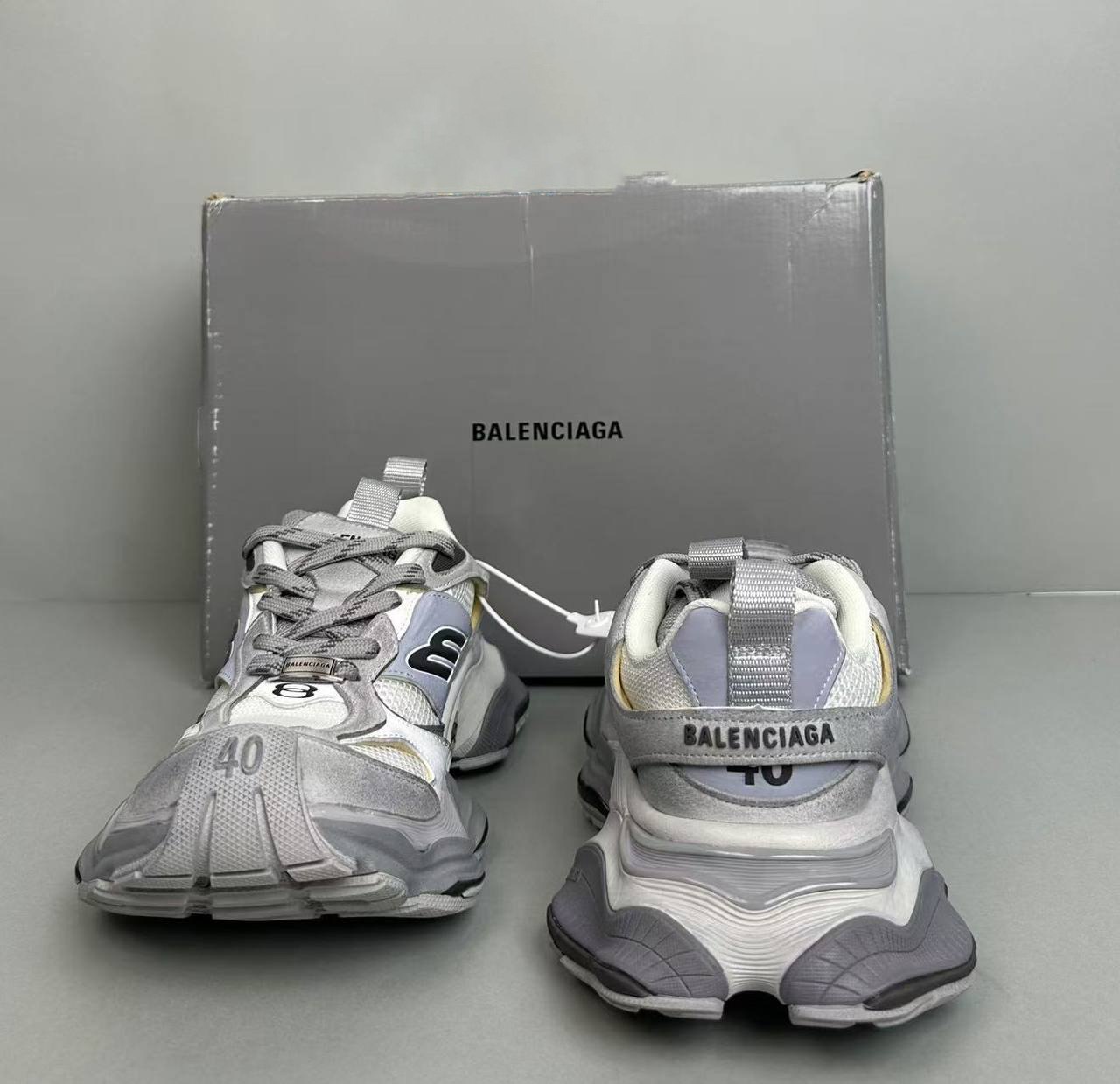 Balenciaga Cargo Sneakers  -3
