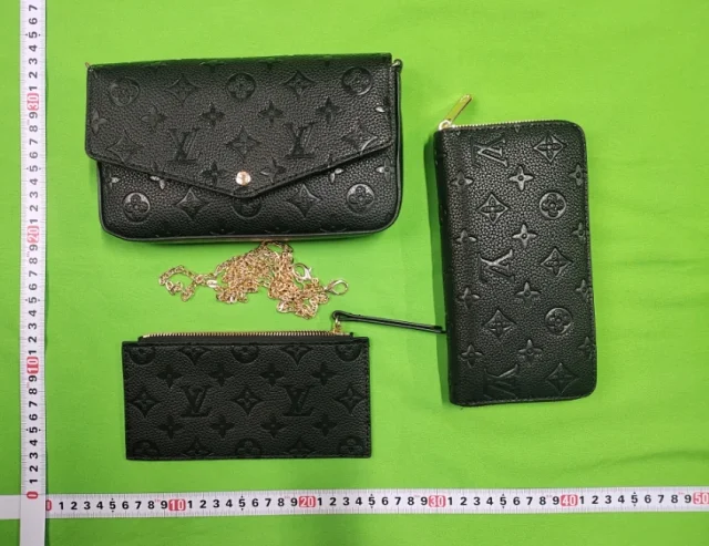   LV bag -3