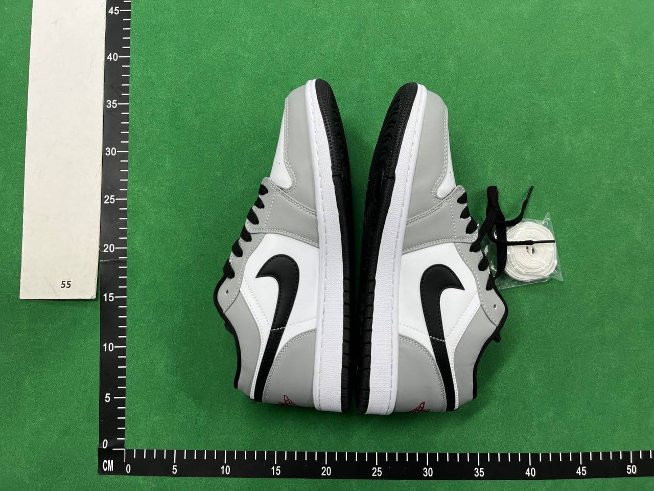 Jordan 1 Low -3